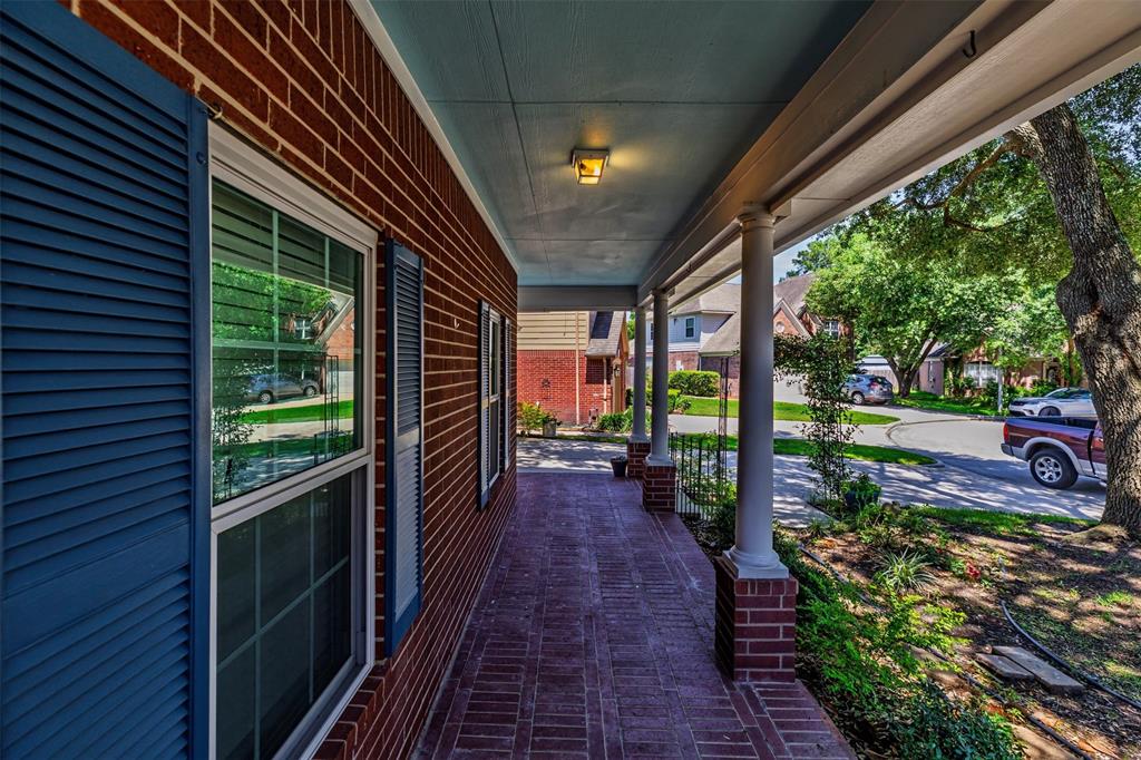 19231 Kelly Pines Court, Humble, Texas image 6