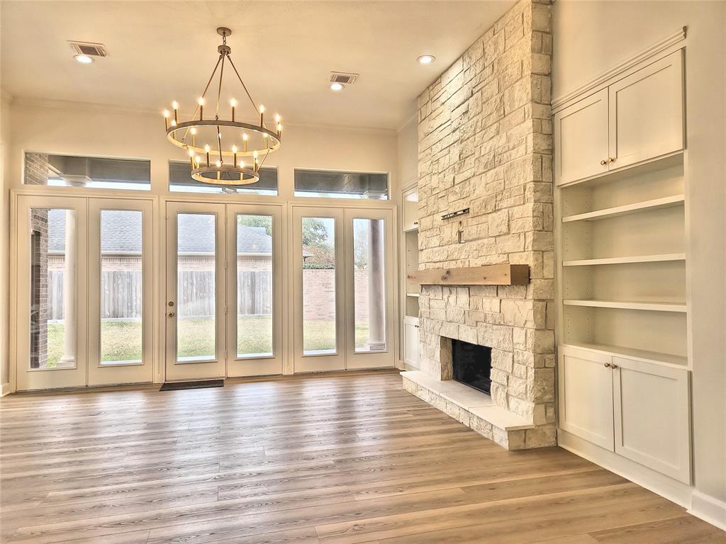 9923 Eden Valley Drive, Spring, Texas image 8
