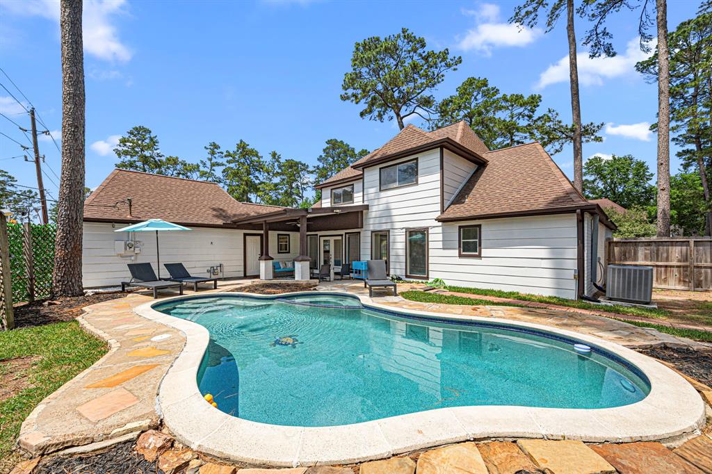 15115 Gladebrook Drive, Houston, Texas image 1