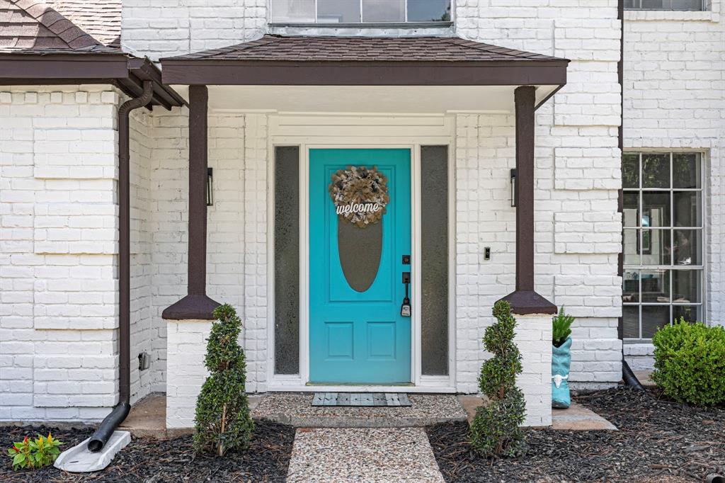 15115 Gladebrook Drive, Houston, Texas image 3