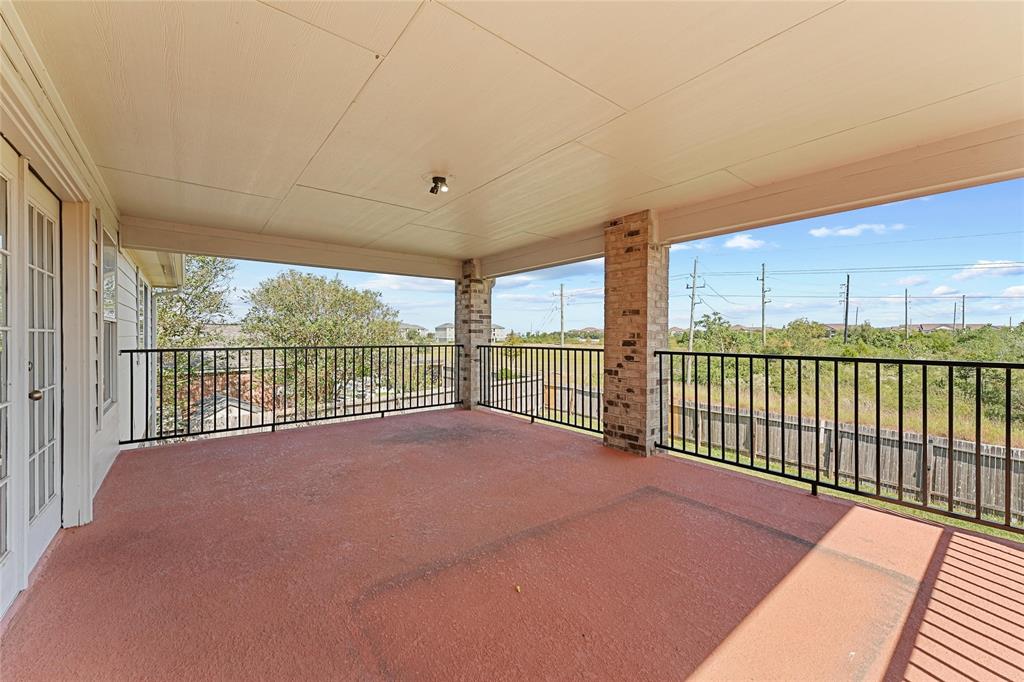 3203 Longhorn Circle, Manvel, Texas image 17