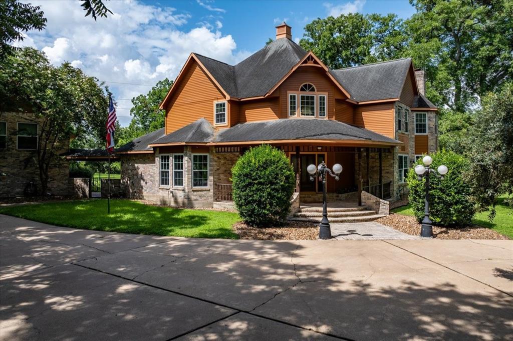 4723 Pecan Lake Court
