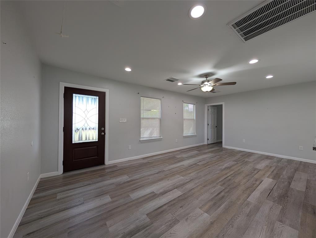 11117 Oswego Street, Jacinto City, Texas image 5