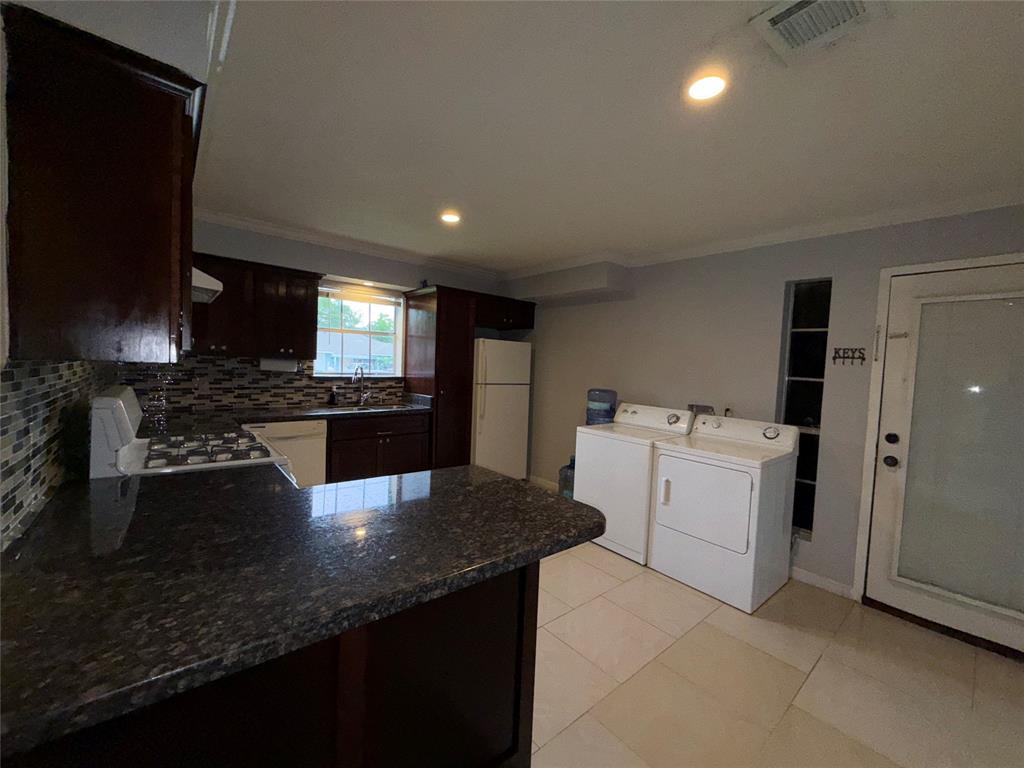 1204 Avenue J, South Houston, Texas image 13