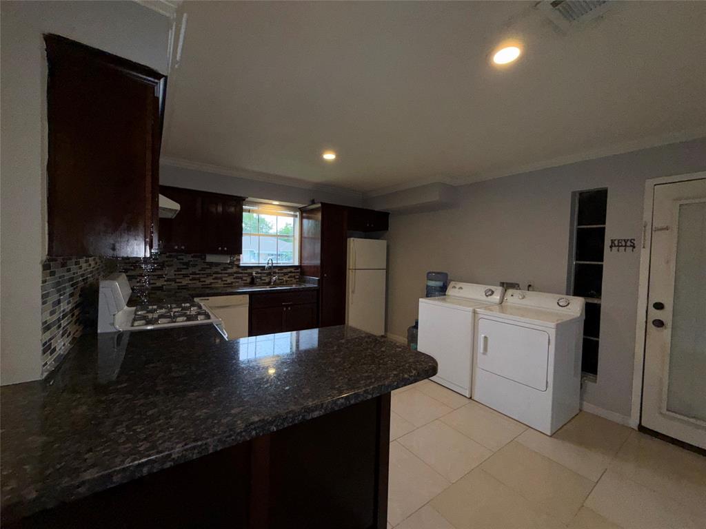 1204 Avenue J, South Houston, Texas image 15