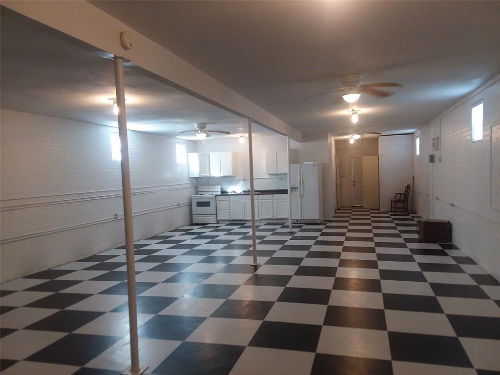 701 E 6th Street