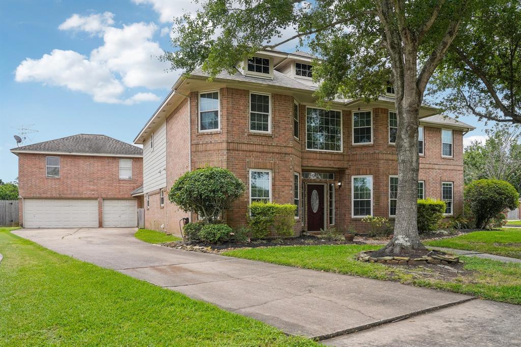 2422 Acadiana Lane