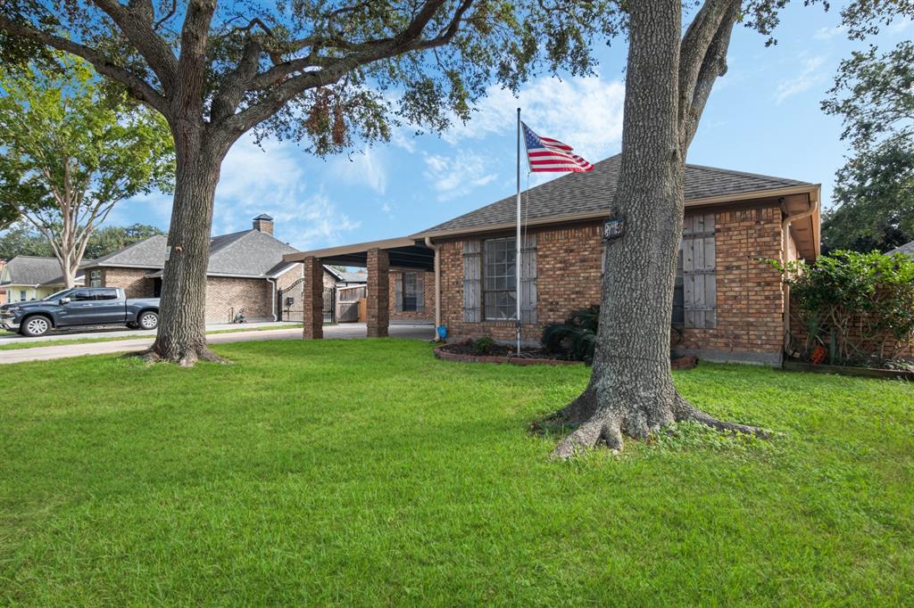 313 Yorkshire Court, Deer Park, Texas image 3