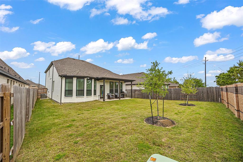 7126 Sparrow Valley Trail, Katy, Texas image 21