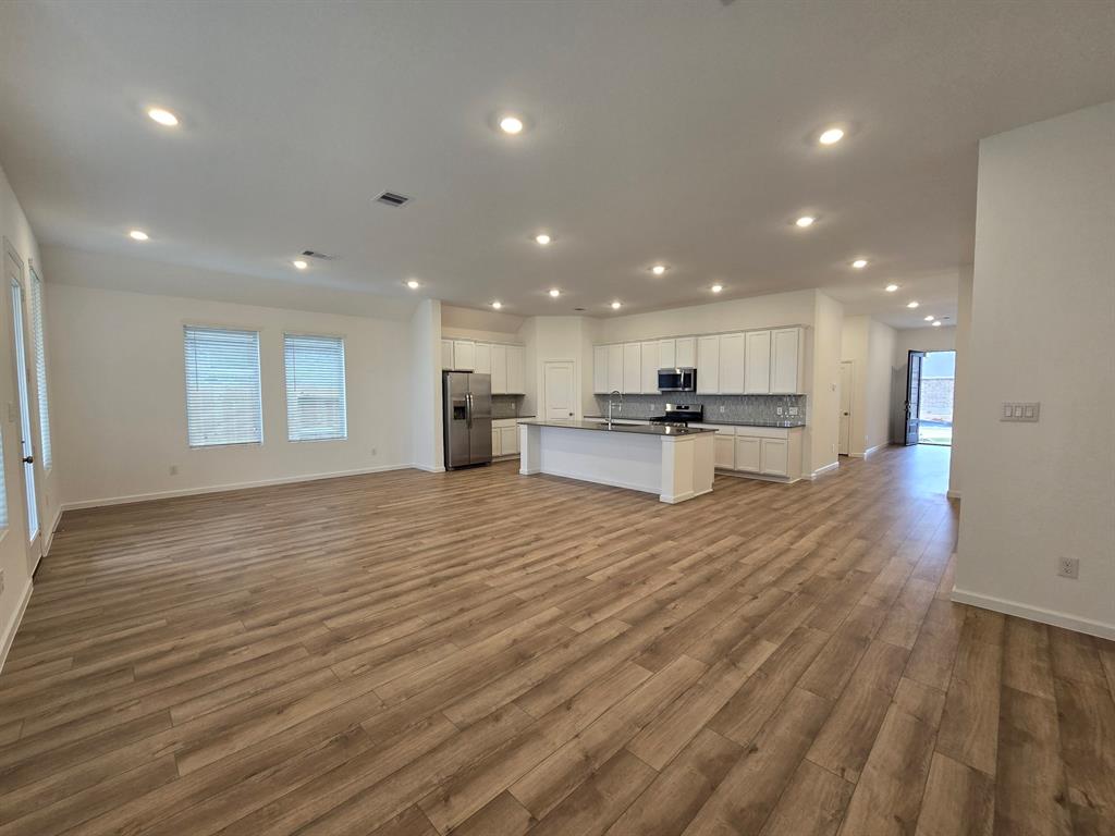 13310 Rosemary Drive, Texas City, Texas image 2