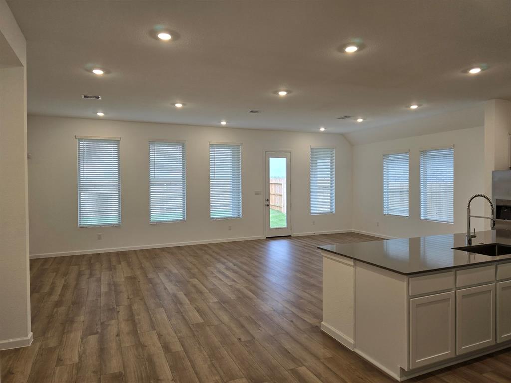 13310 Rosemary Drive, Texas City, Texas image 6