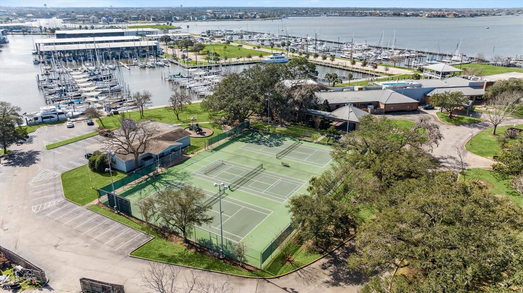 2451 Lakewood Pointe, Seabrook, Texas image 47
