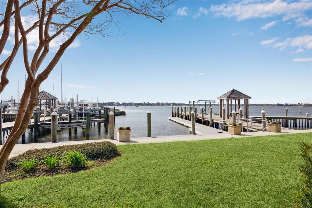 2451 Lakewood Pointe, Seabrook, Texas image 44