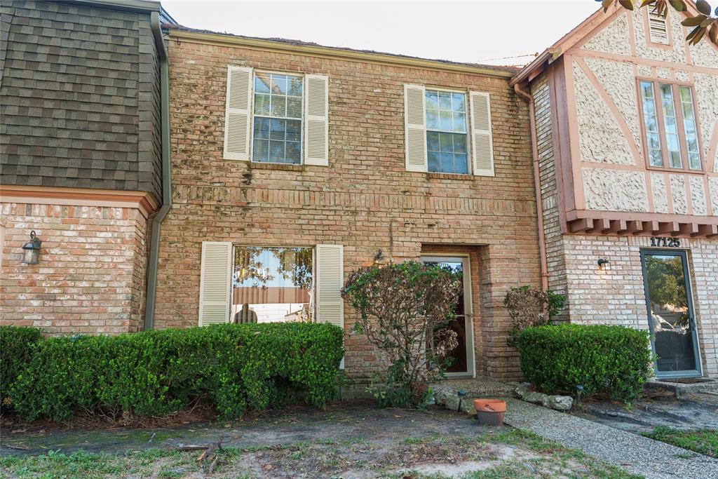 17123 Beaver Springs Drive #10, Houston, Texas image 2