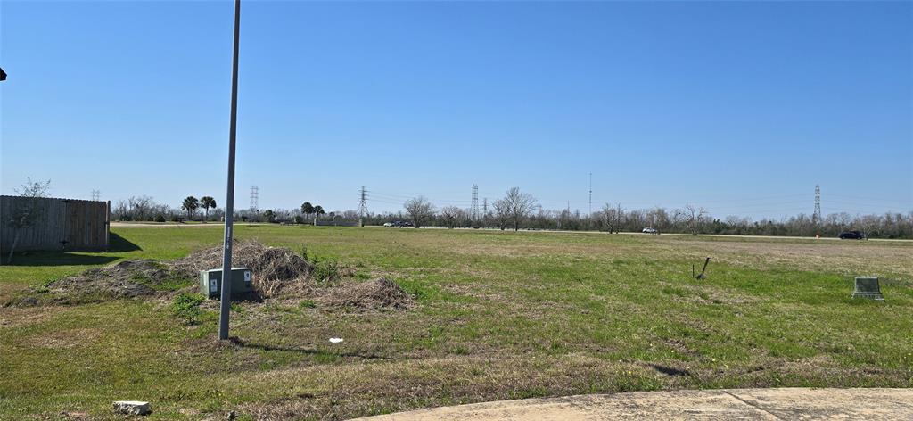 27810 Gulf Landing Court, Rosharon, Texas image 4