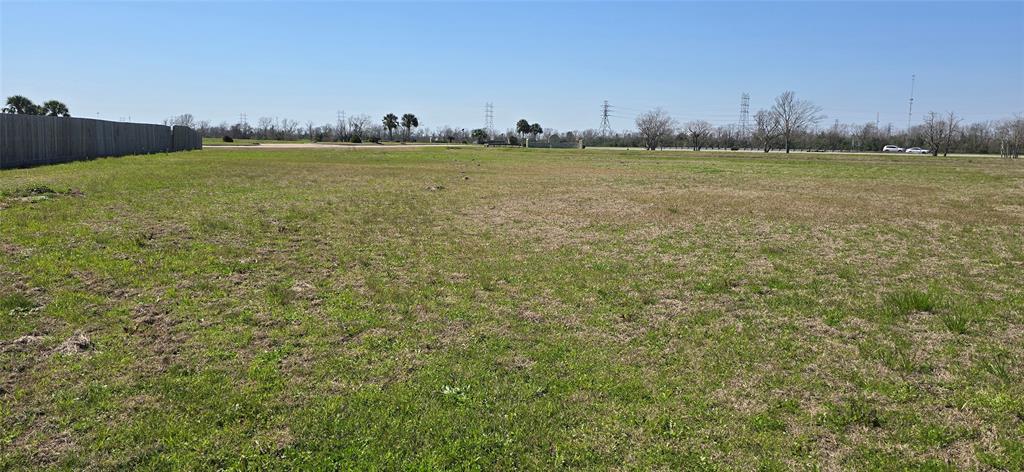 27810 Gulf Landing Court, Rosharon, Texas image 8