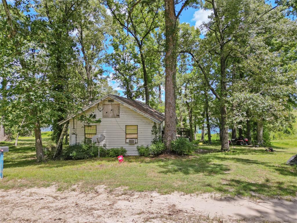 173 Horseshoe Lake Drive, Huntsville, Texas image 4