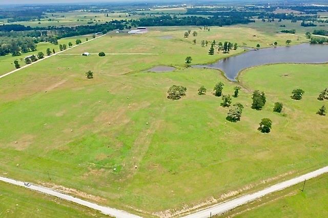 315 Clearlake Ln, Crockett, Texas image 8