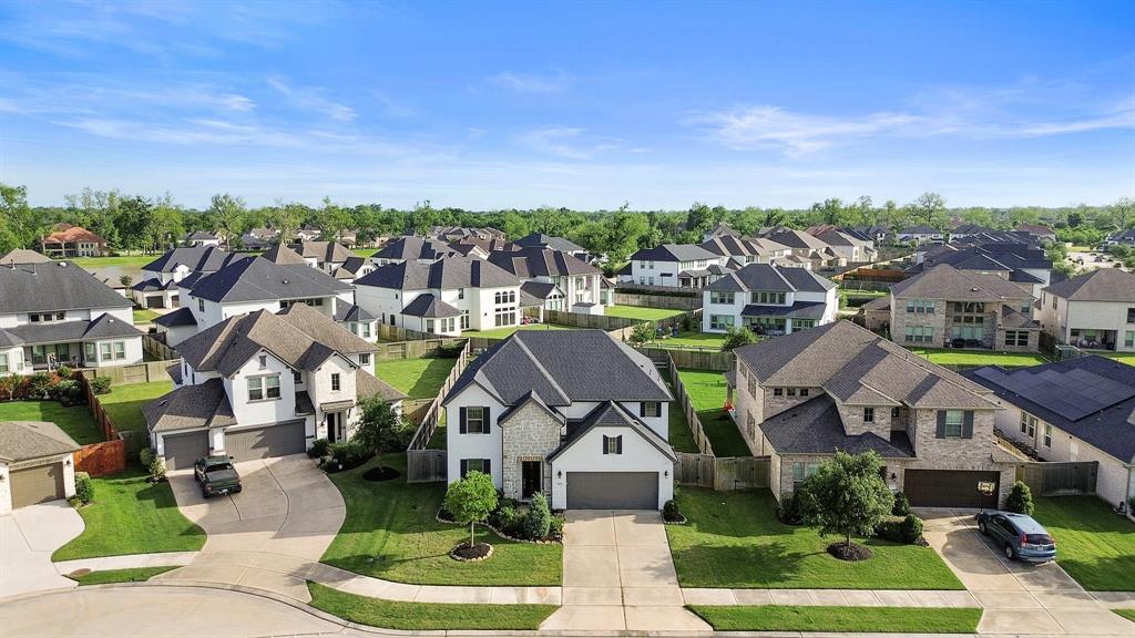 5411 Cavall Road, Missouri City, Texas image 2