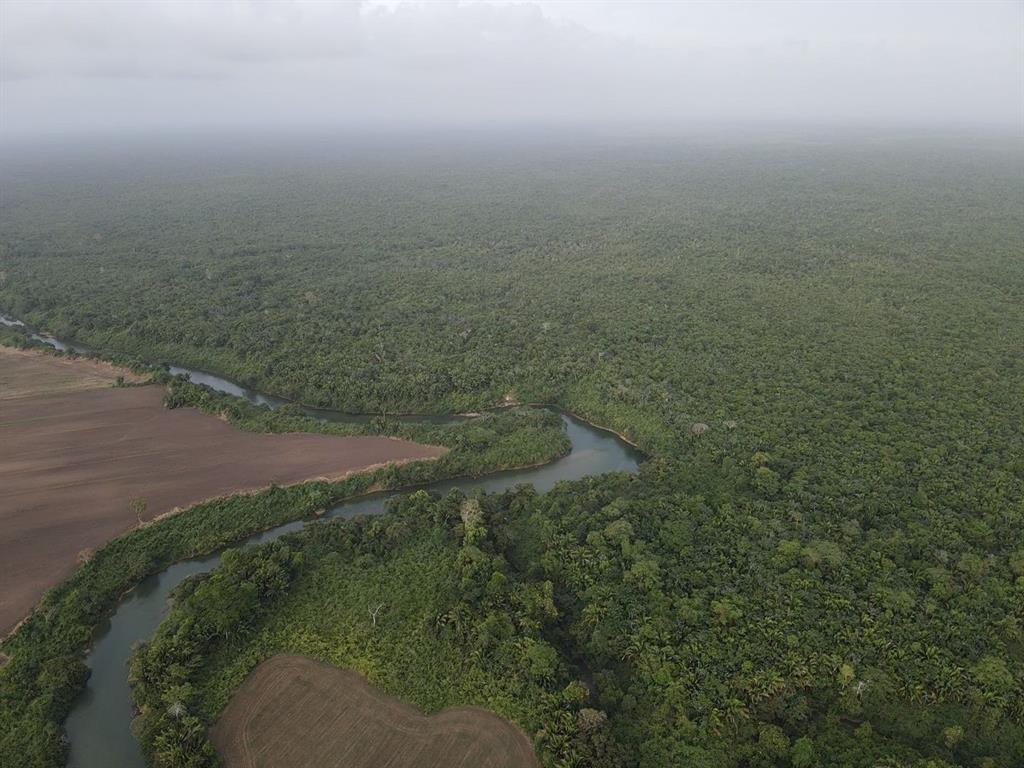 1883 Acres - Beaver Dam - Belize