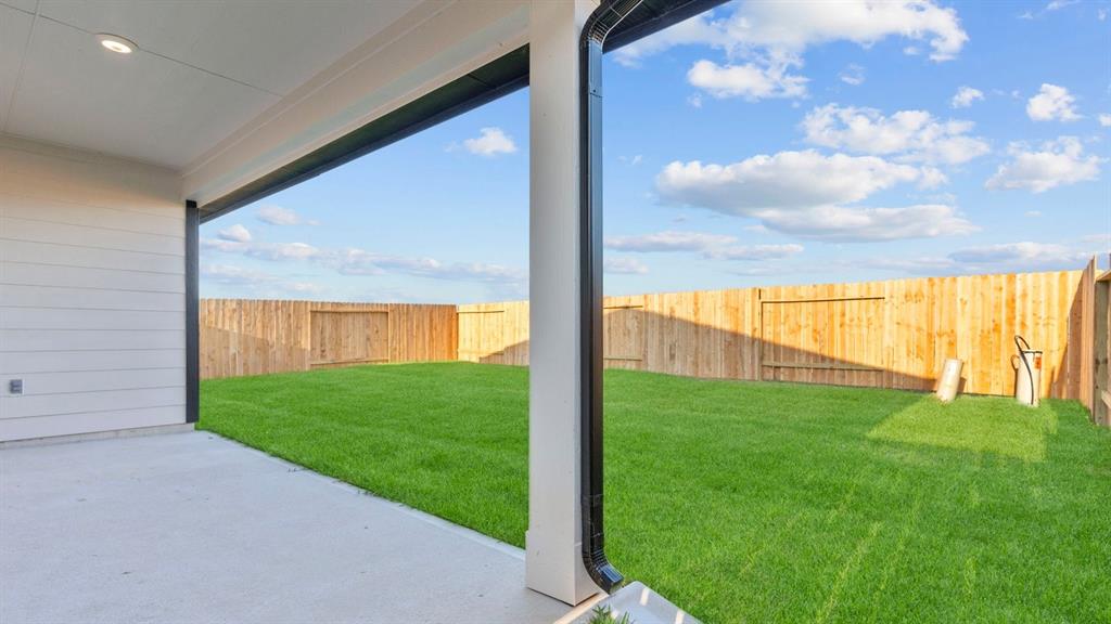 1611 Stelvio Pass Drive, Richmond, Texas image 30