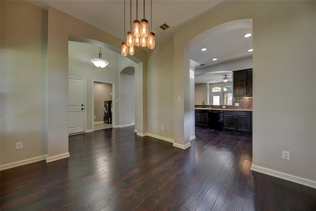 Photo 8 of 42 of 2601 Red Oak Circle house