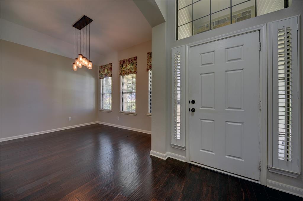 Photo 6 of 42 of 2601 Red Oak Circle house