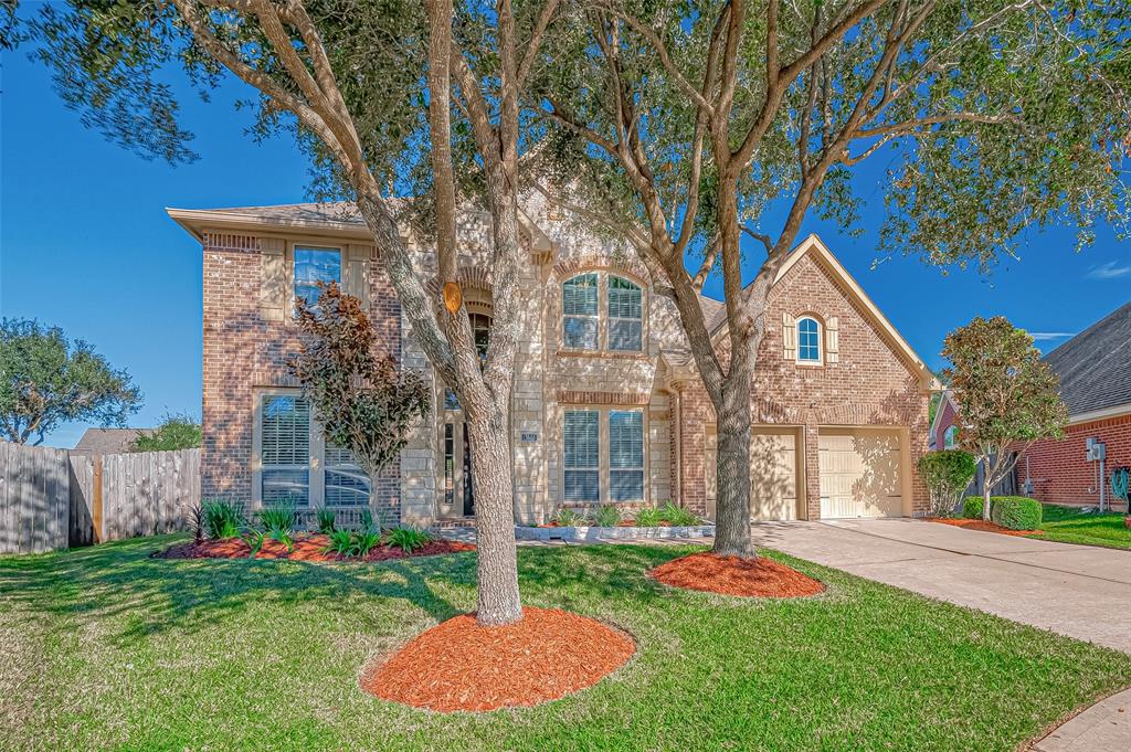 13503 Silent Walk Drive, Pearland, Texas image 39