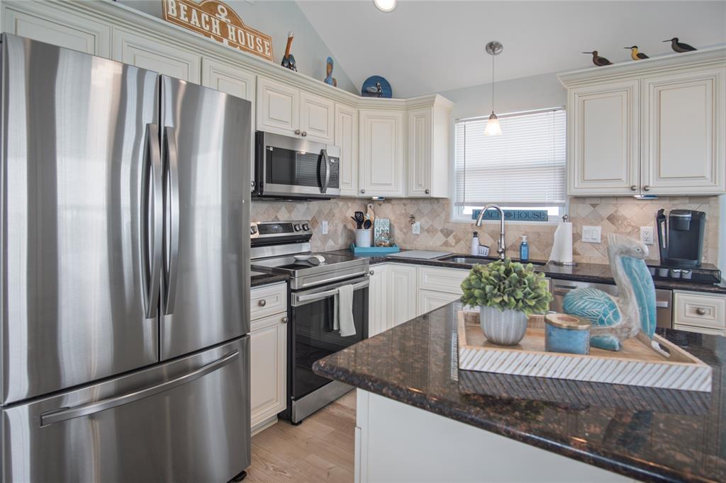 975 S Jack Road, Crystal Beach, Texas image 10