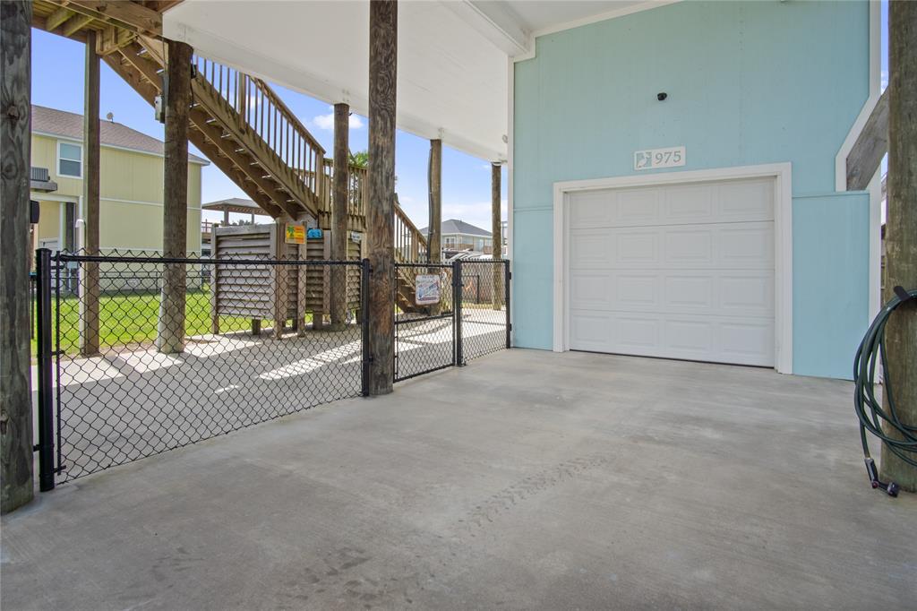 975 S Jack Road, Crystal Beach, Texas image 2
