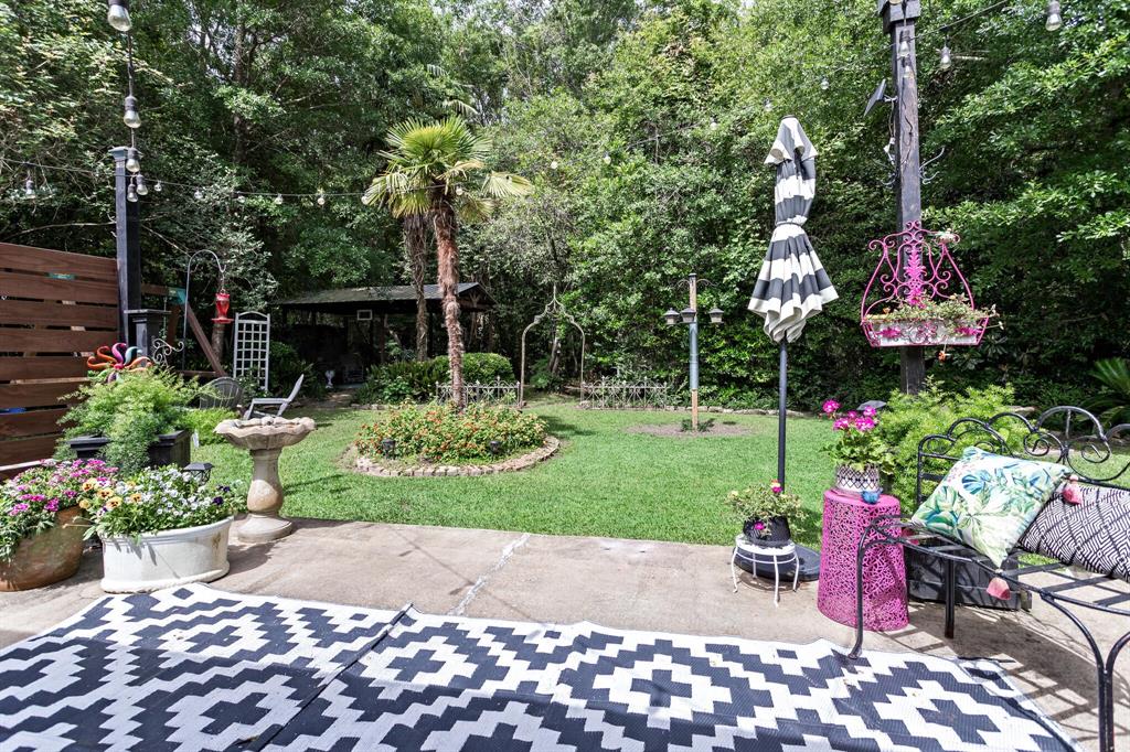 317 Pinewood Drive, Silsbee, Texas image 25