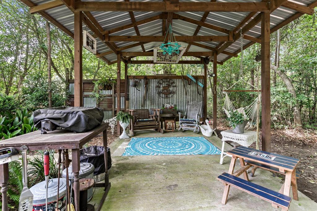 317 Pinewood Drive, Silsbee, Texas image 26