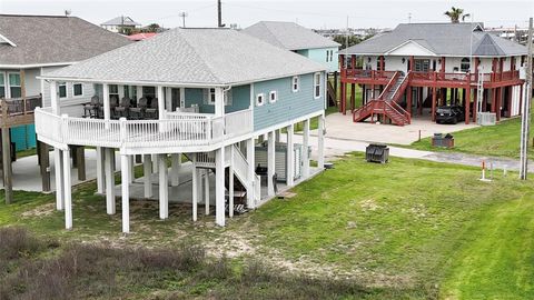 Single Family Residence in Crystal Beach TX 1844 Pompano Lane 1.jpg