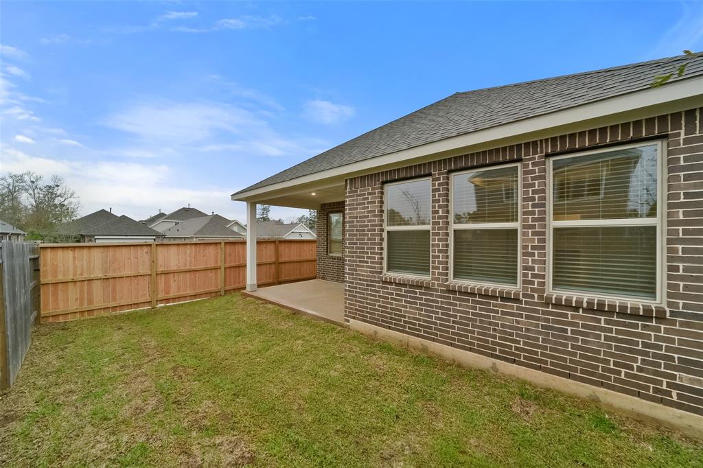 1642 Portia Lane, Conroe, Texas image 33