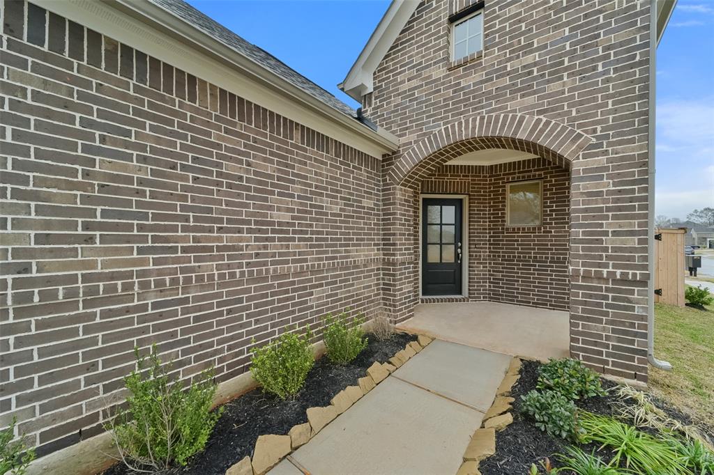 1642 Portia Lane, Conroe, Texas image 3