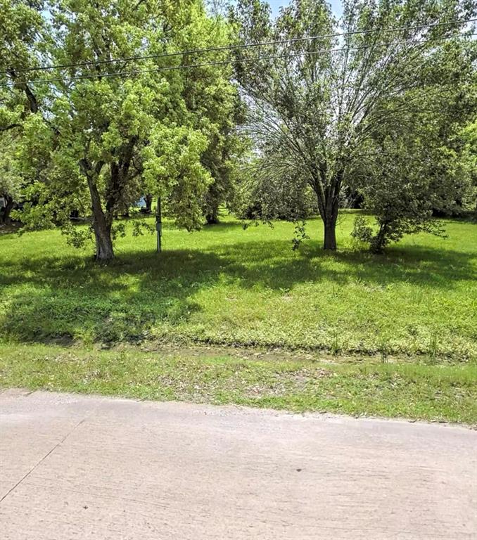 1001 Bowie St St, Baytown, Texas image 4