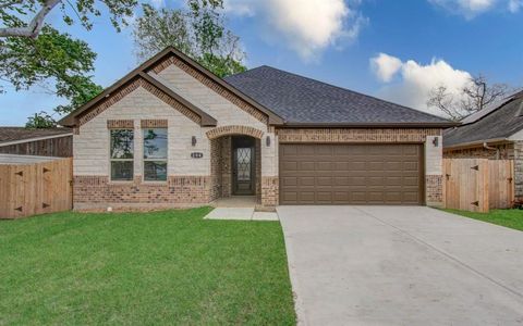 A home in South Houston