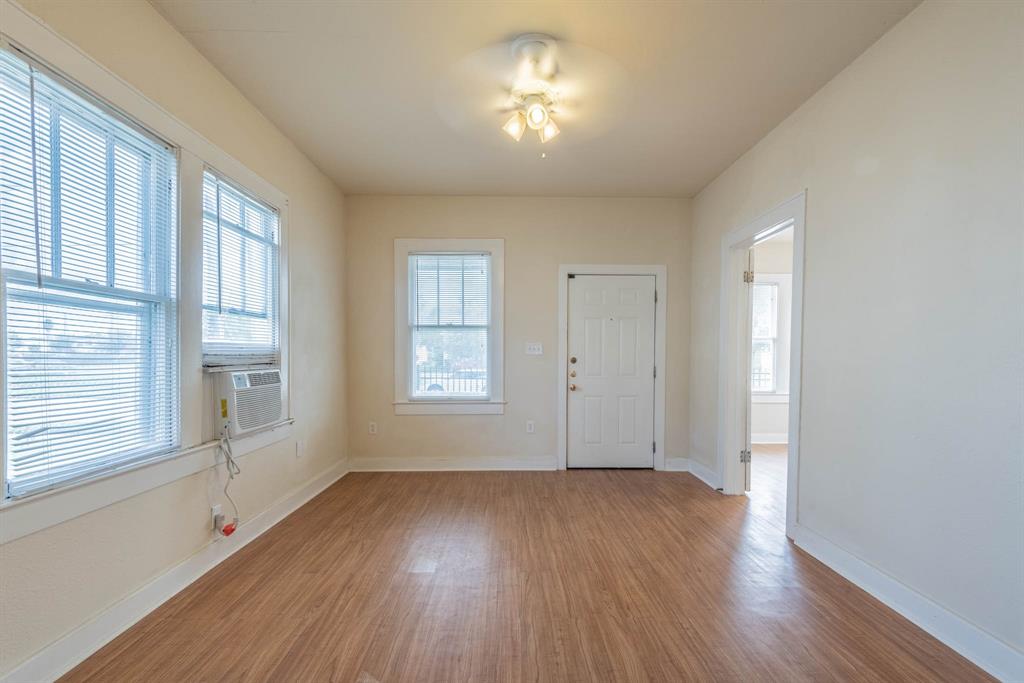 4320 Ball Street #FRONT, Galveston, Texas image 2