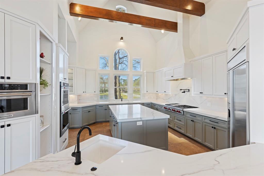 59 Saddlebrook Court, Tomball, Texas image 12