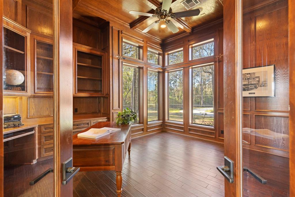 59 Saddlebrook Court, Tomball, Texas image 10
