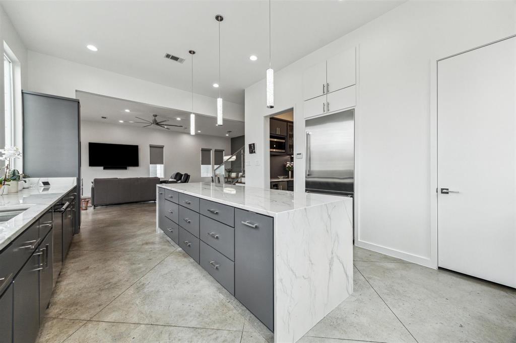 543 Threlkeld Street, Houston, Texas image 6
