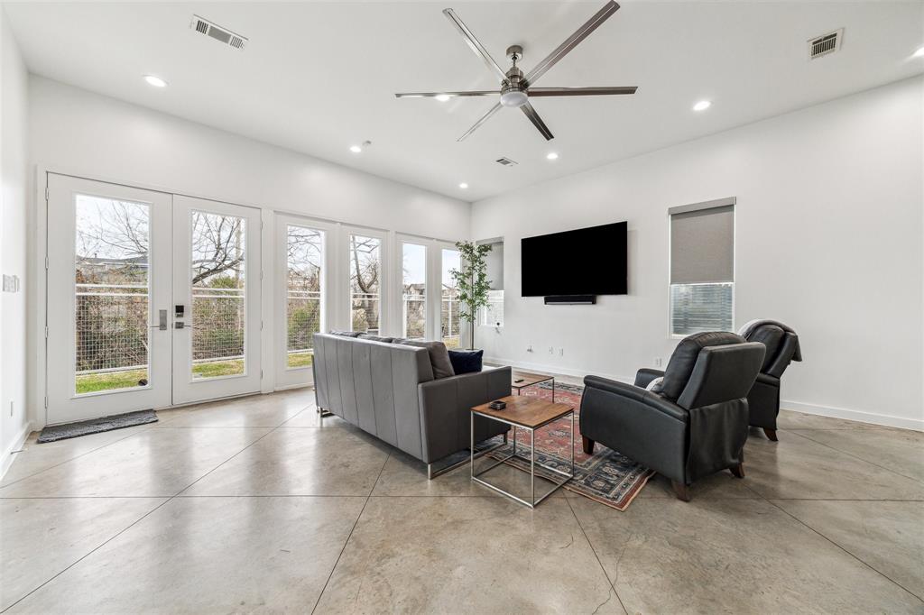 543 Threlkeld Street, Houston, Texas image 9