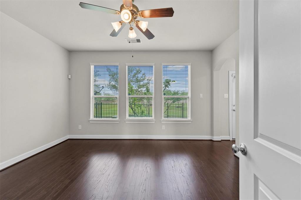 9611 Knights Station Drive, Houston, Texas image 6