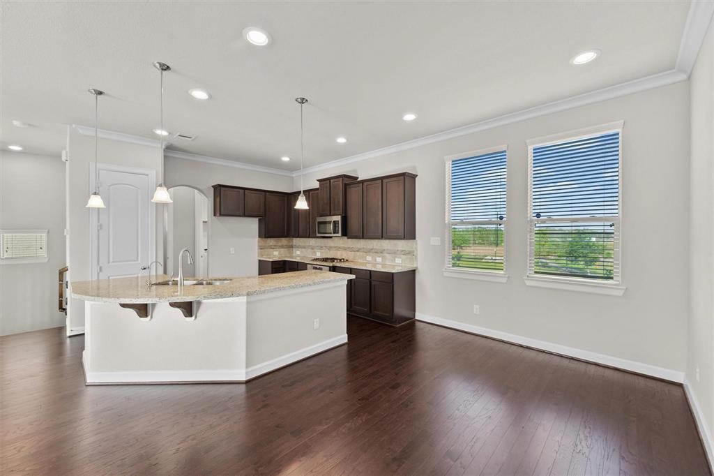 9611 Knights Station Drive, Houston, Texas image 13