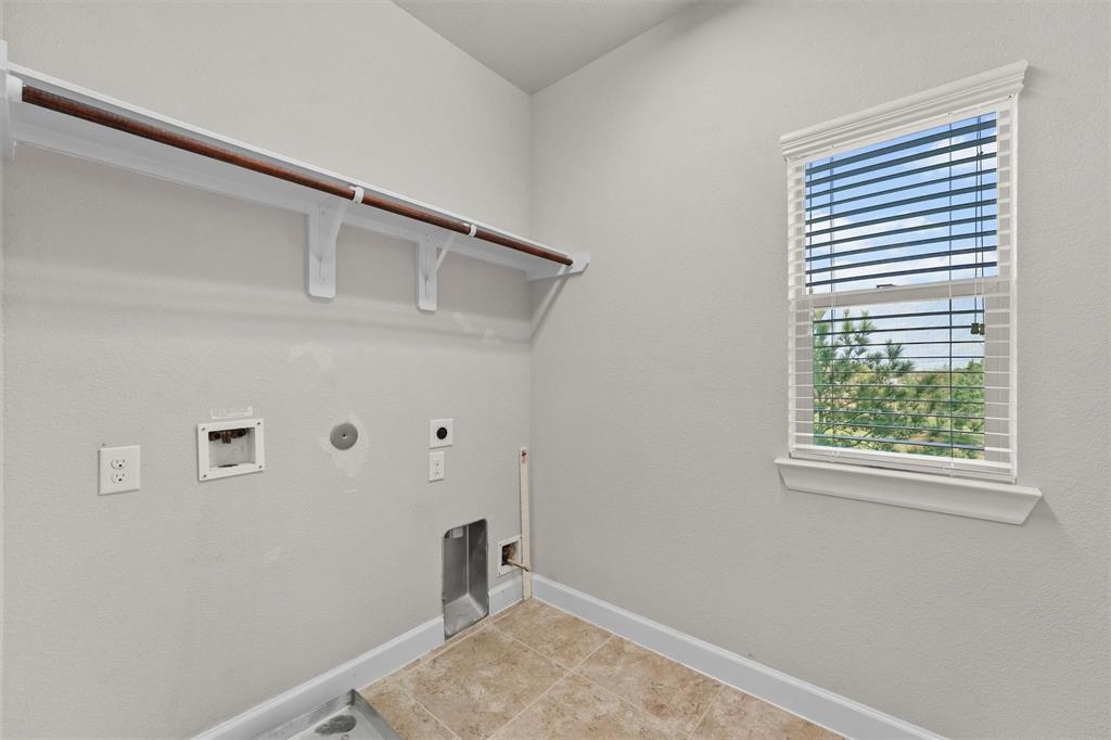 9611 Knights Station Drive, Houston, Texas image 16