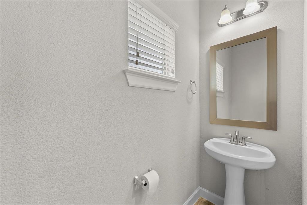 9611 Knights Station Drive, Houston, Texas image 15