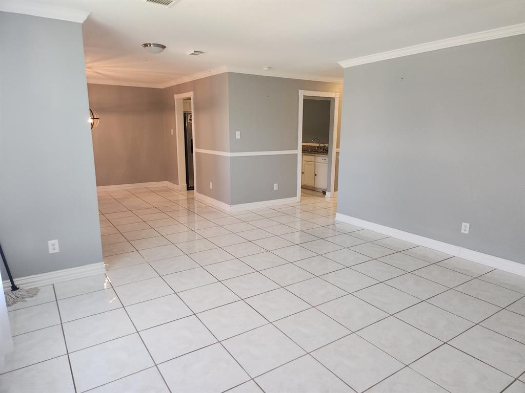 11123 Cayman Mist Drive, Houston, Texas image 4