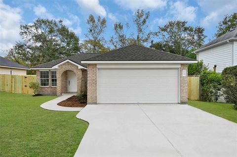 5540 N Buffalo Circle Willis TX 77378