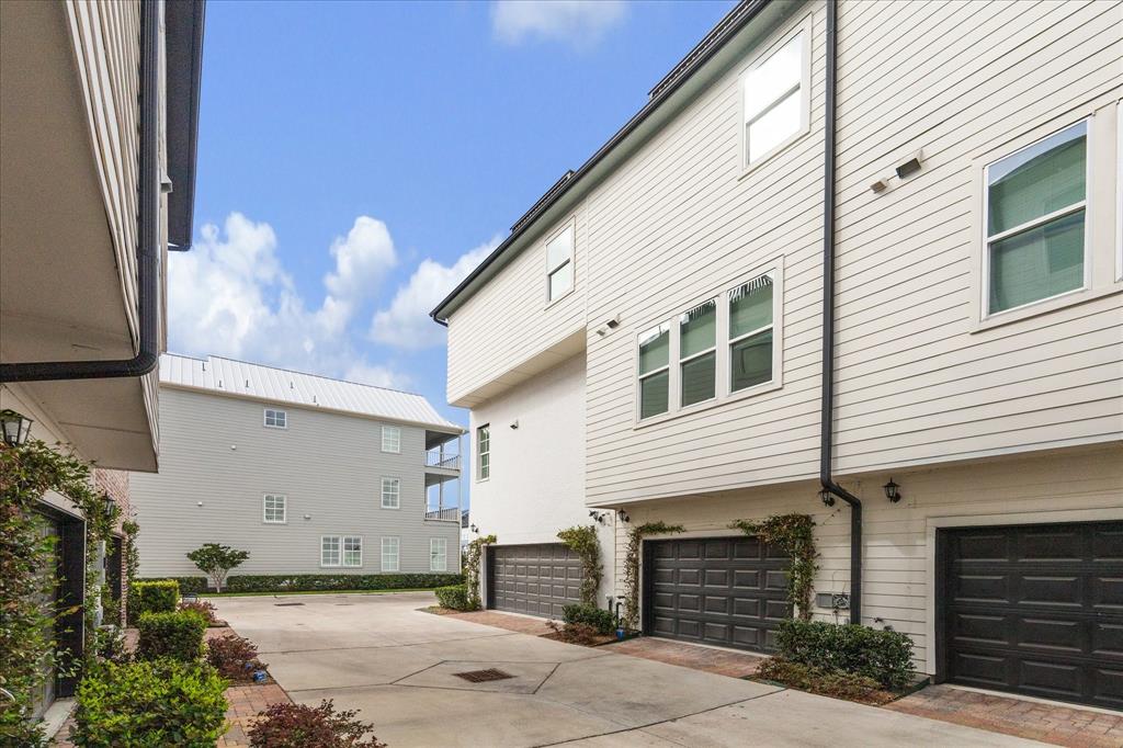 8764 Park Kolbe Lane, Houston, Texas image 20