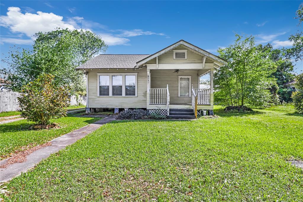 809 Coleman Street, Dayton, Texas image 1